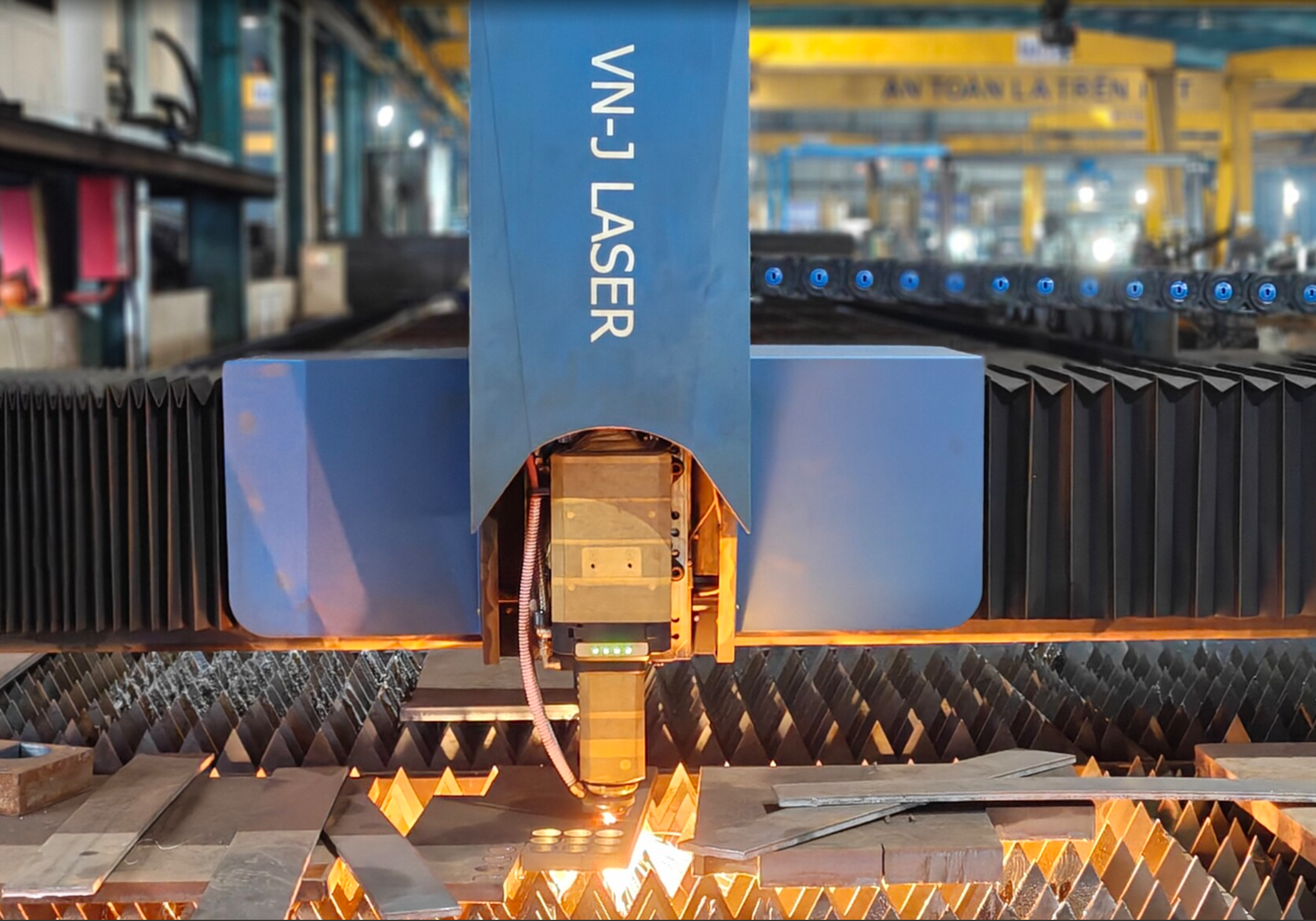 Máy cắt laser CNC HP Steel